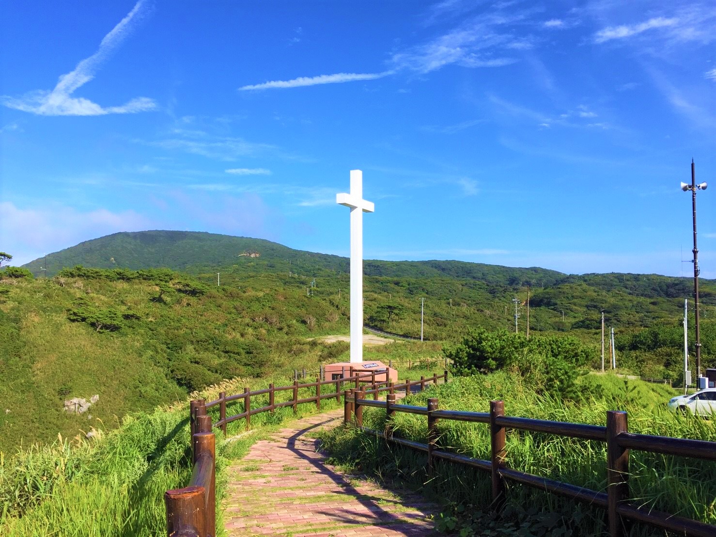 神津島の観光スポットのジュリアの十字架の画像