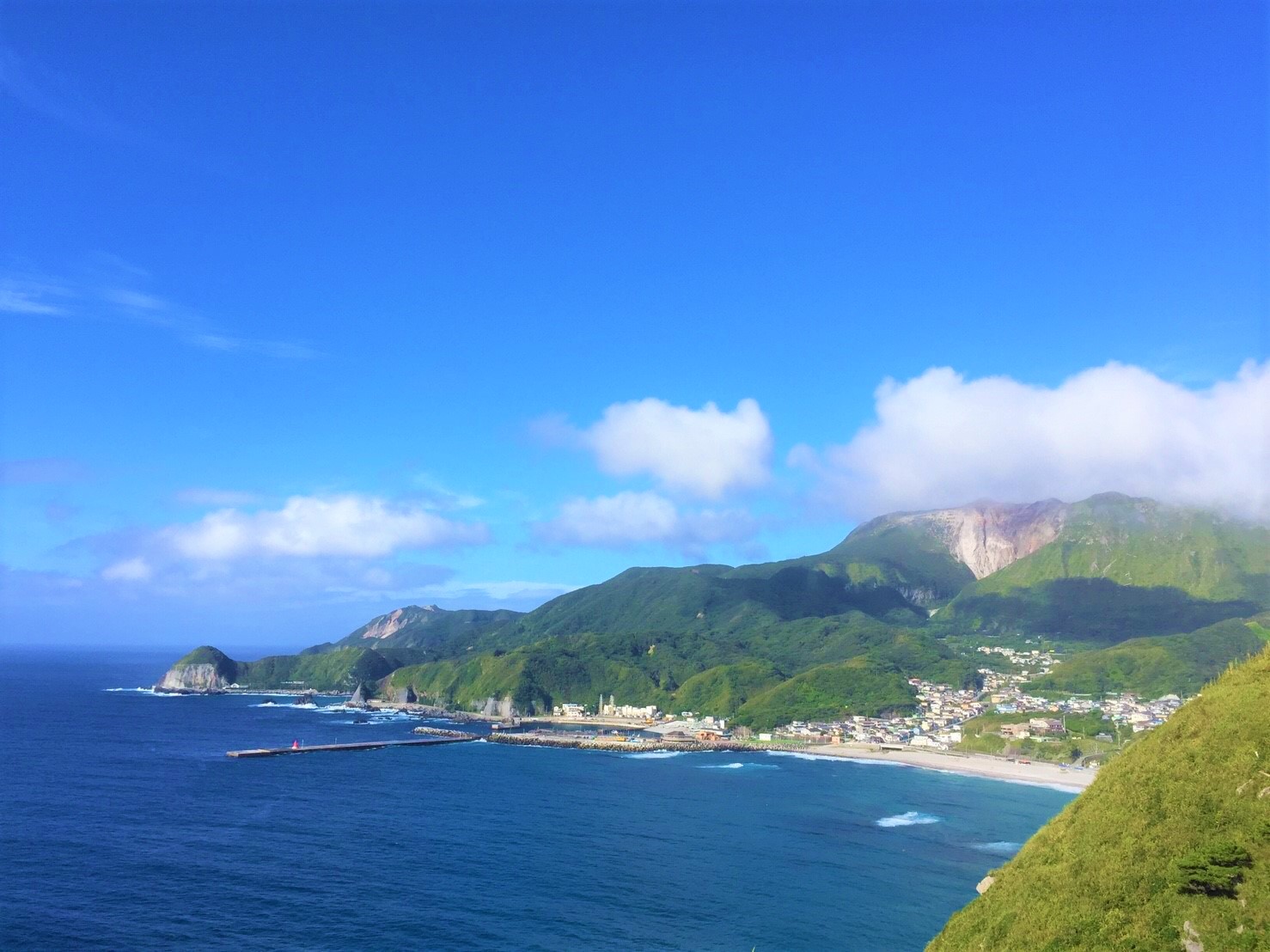 神津島の綺麗な海の画像
