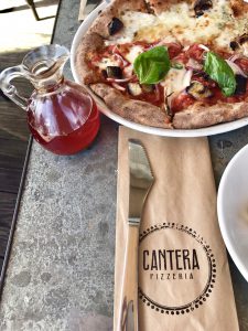 pizzeria CANTERAのピザの画像