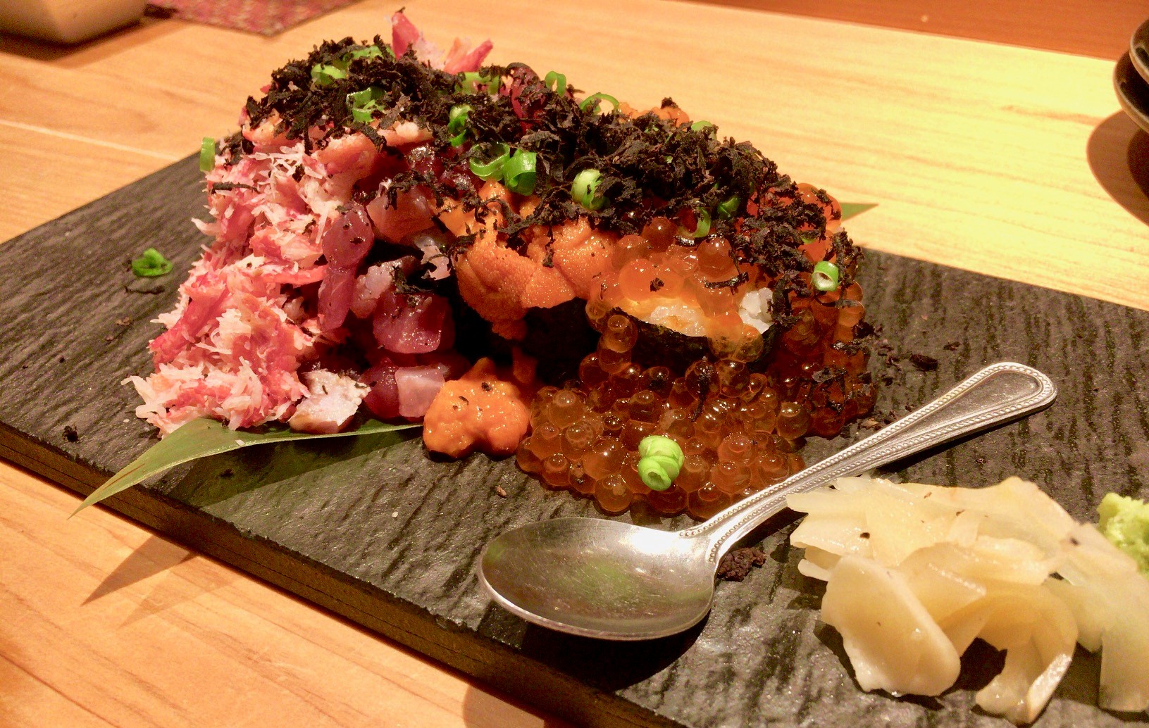 宇田川紫扇のこぼれ寿司の画像