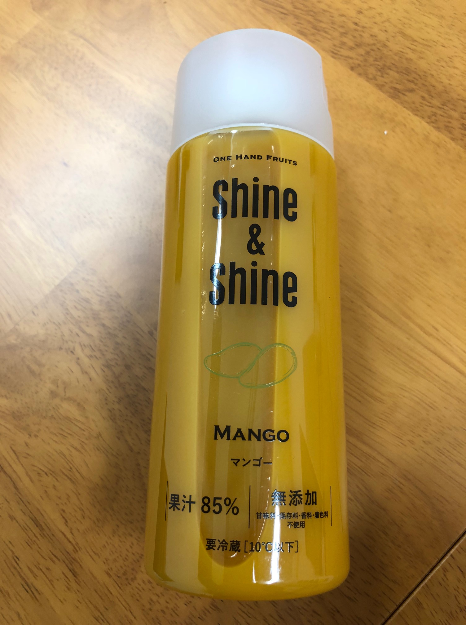 Shine&Shineのマンゴージュースの画像